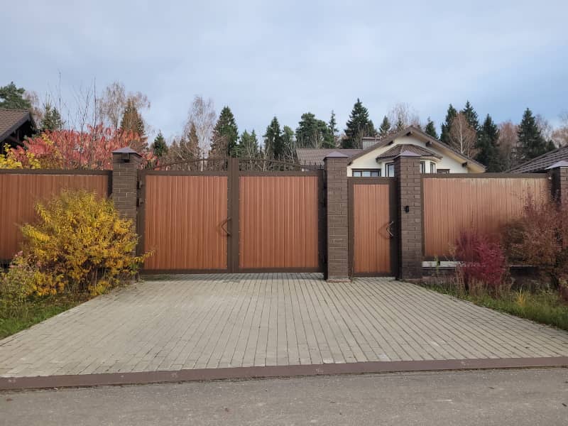 Уличные ворота DoorHan в Шахтах с установкой